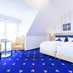 Boddenhus Garni 3*