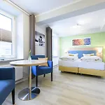 Boddenhus Garni Hotel 3*