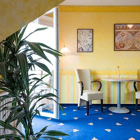 Boddenhus Garni 3*
