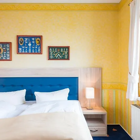 Ξενοδοχείο Boddenhus Garni 3*